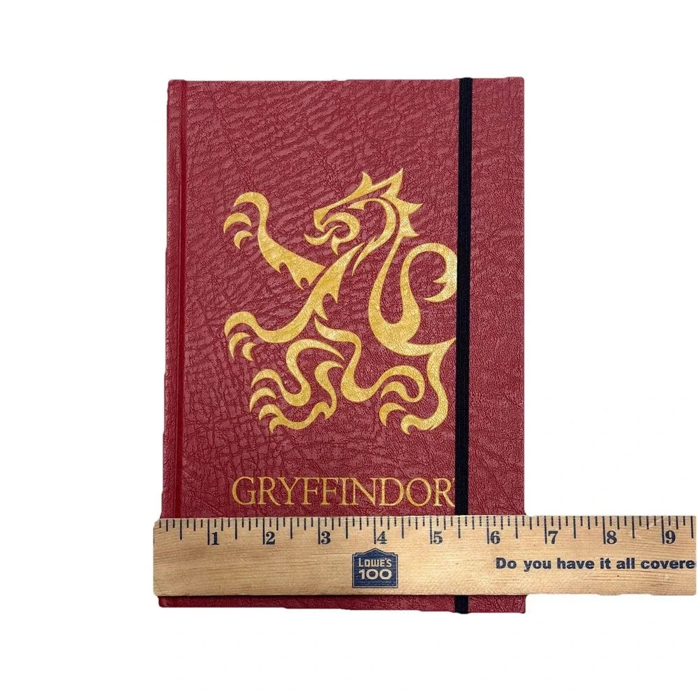 Wizarding World Harry Potter Gryffindor Red‎ Journal Universal Studios Notebook